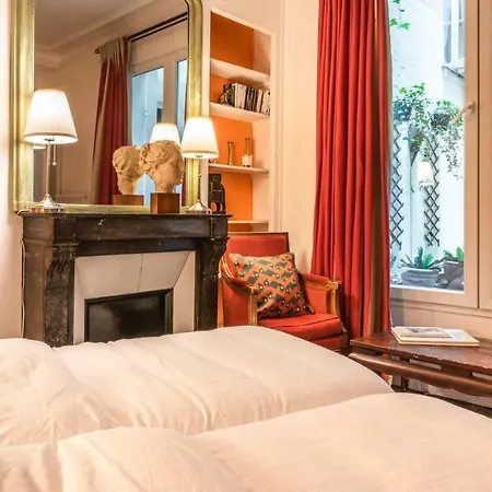 Historic Marais Montorgueil Apartment *