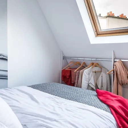 Historic Marais Montorgueil Apartment