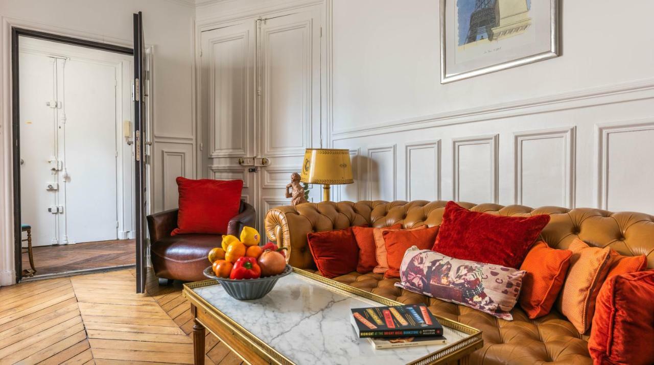 Historic Marais Montorgueil Apartment