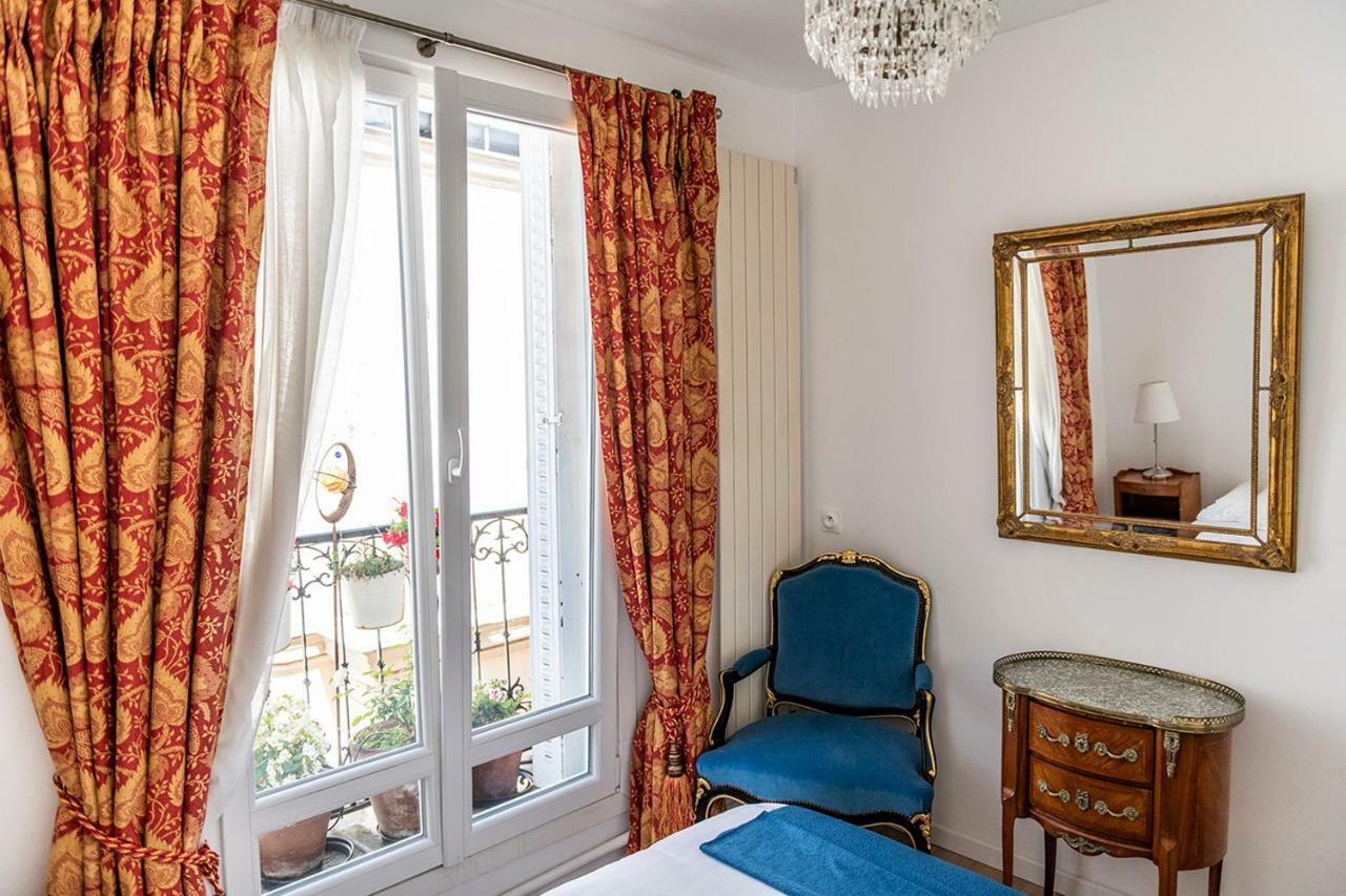 Historic Marais Montorgueil Apartment Paris