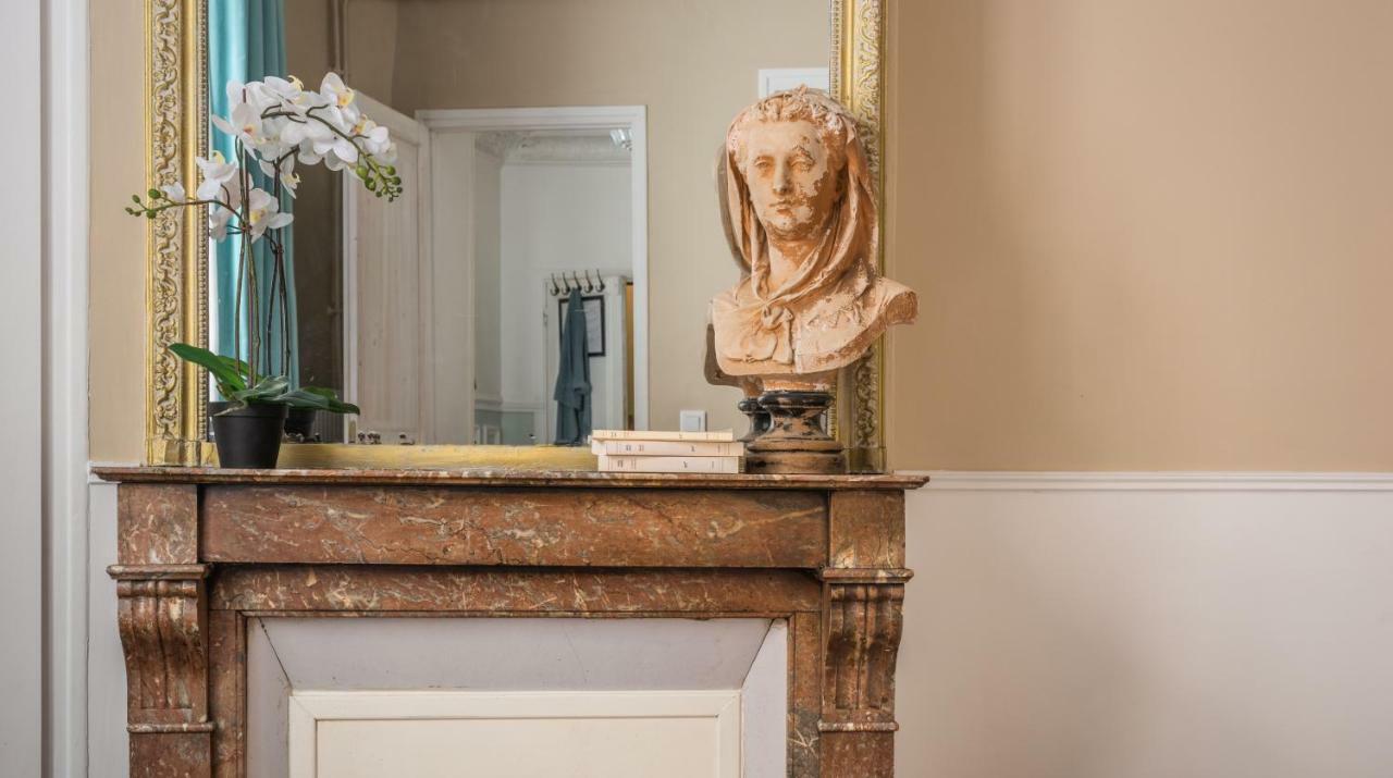Historic Marais Montorgueil Apartment