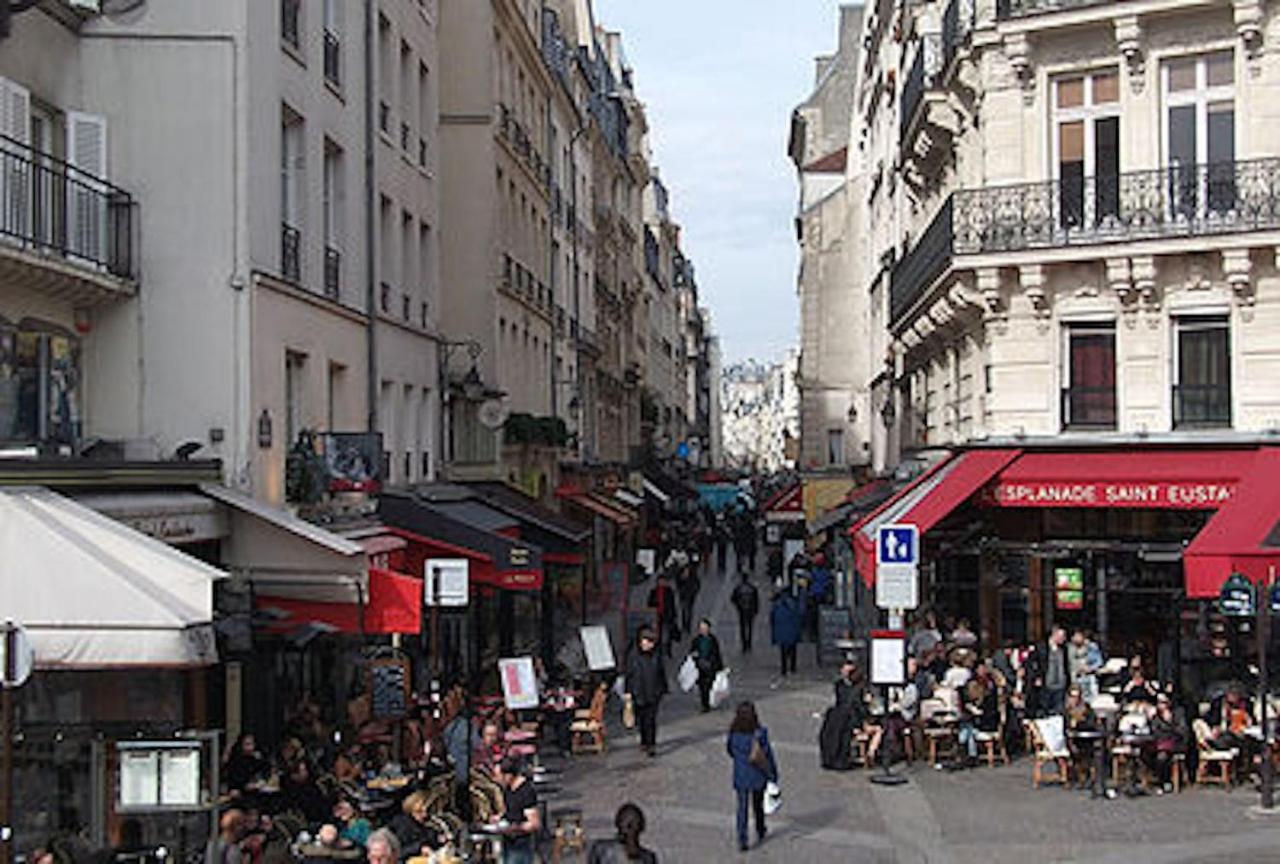 Historic Marais Montorgueil Apartment Paris
